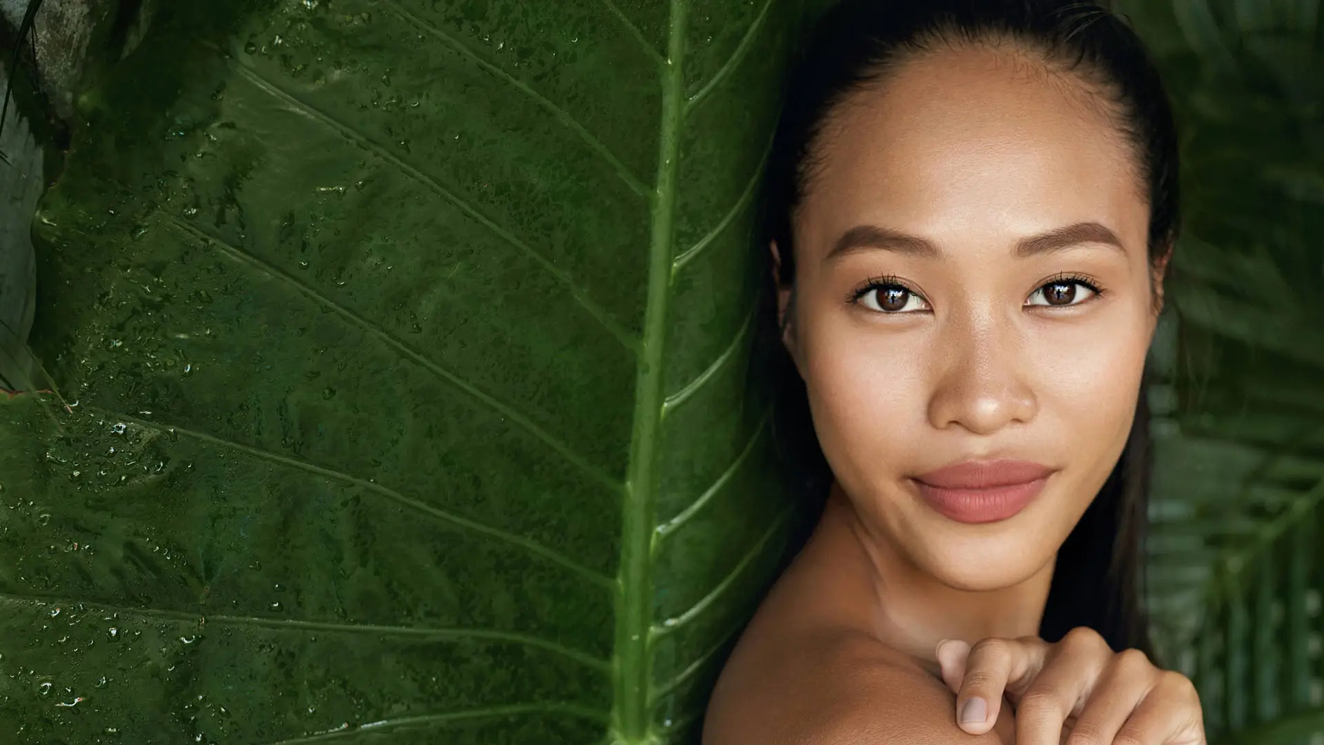 Beauty face. Woman model with natural makeup and skin in nature